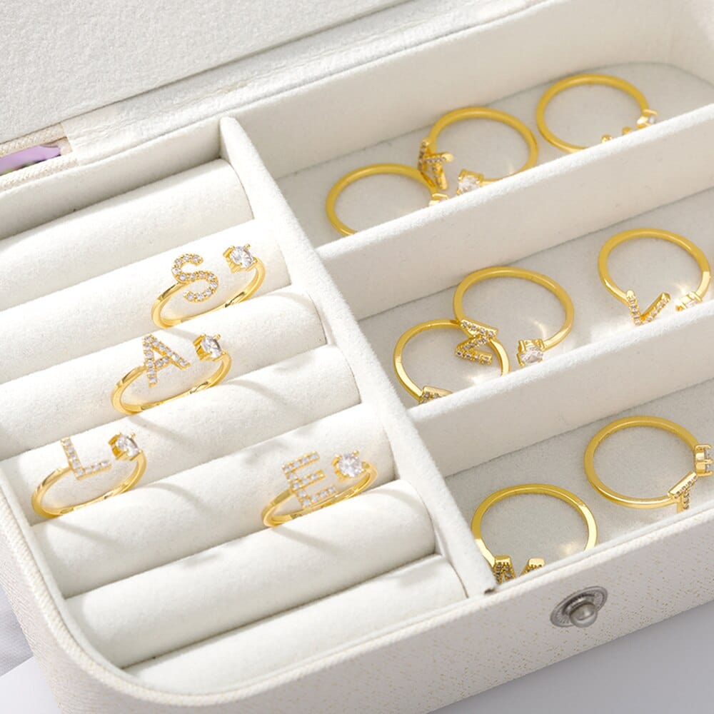 Khalee Samo Fashion A-Z 26 Letter Ring Gold Silver Rose Gold Personality Finger Rings Women Simple Elegant Jewelry Friendship Gift Wholesale
